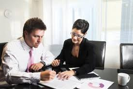 MBA Admissions Consultant helping an MBA aspirant